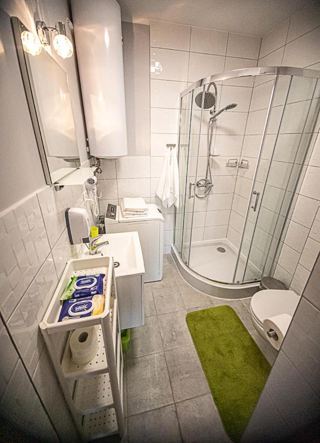 Apartament Marklissa เลชนา ภายนอก รูปภาพ