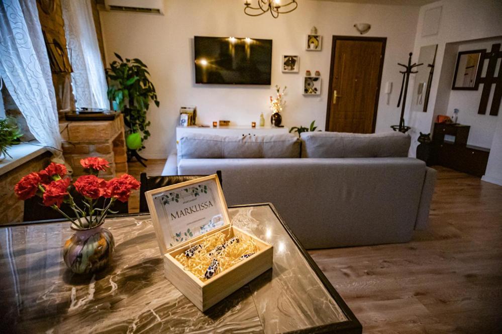 Apartament Marklissa เลชนา ภายนอก รูปภาพ